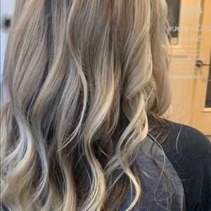 Meet your Posher, Aurora